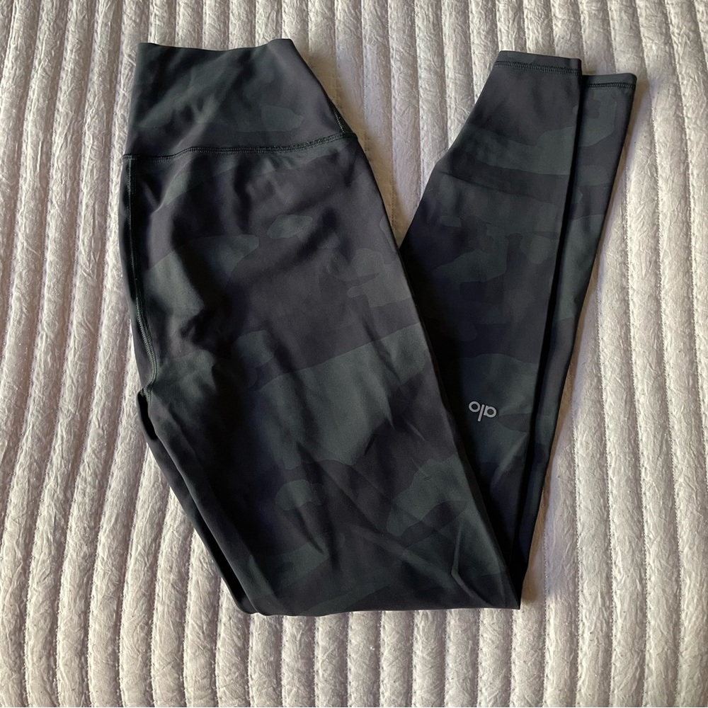 Alo Camo full length leggings